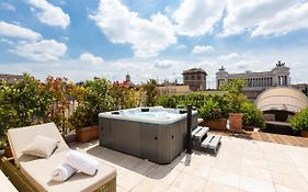 Amazing Penthouse Piazza Venezia